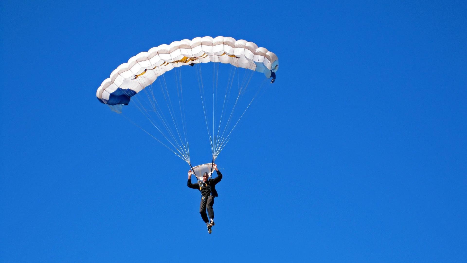 “东部新区定向越野:在大自然中与时间赛跑”